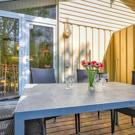 Schmugglerstieg 11a - Dorf 5 * Priwall